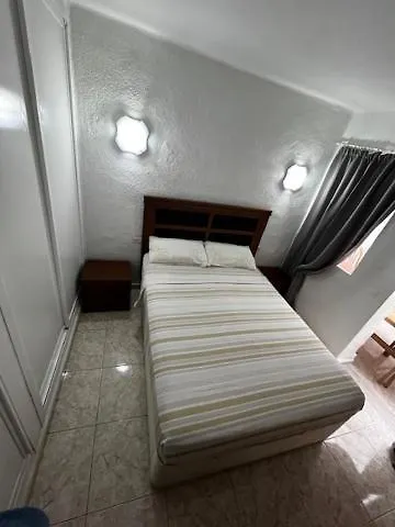 La Casa De Elisabeth Nyaraló